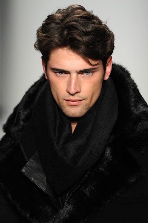 저는 그냥 수많은 갈색머리에 파란눈을 가진 남자중에 한명이에요 | 인스티즈