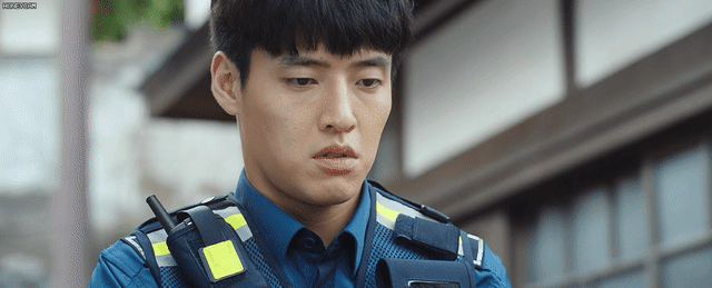 로맨틱코미디 드라마에서 세상 촌시럽지만 시골 똥개같은 남주.gif | 인스티즈