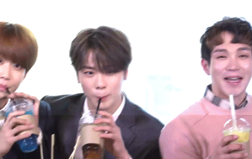 자본주의가 지켜준 미소.gif | 인스티즈