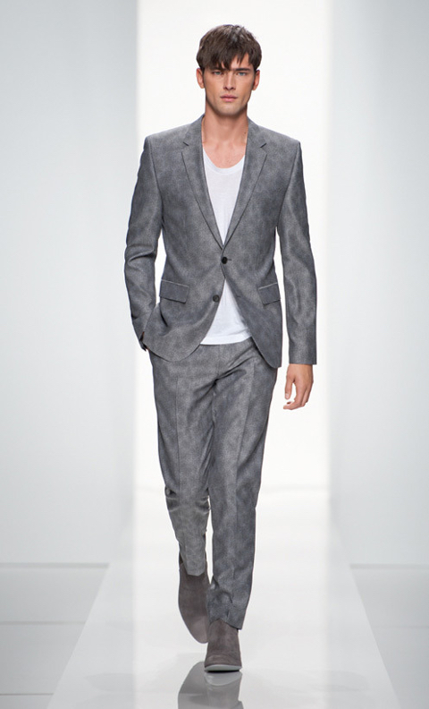 저는 그냥 수많은 갈색머리에 파란눈을 가진 남자중에 한명이에요 | 인스티즈