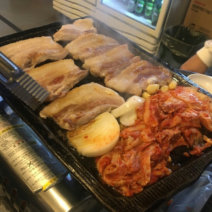 서울 마포구 신김치생삼겹살 jpg | 인스티즈