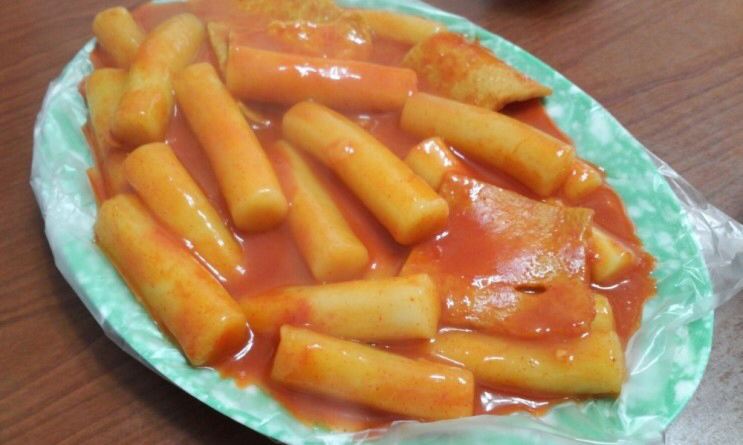 학교 앞 분식집 달달한 떡볶이는 진리 | 인스티즈