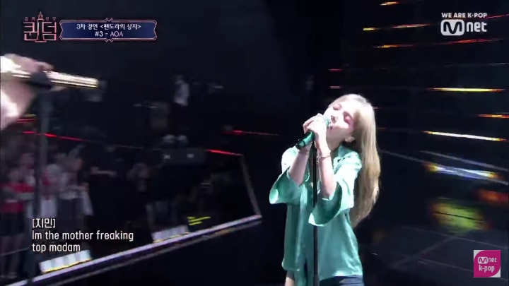 [퀸덤] 3라운드 AOA 지민의 본새나는 무대에 실감나는 여돌들 리액션.jpg | 인스티즈