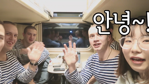 혼자서 시베리아 횡단열차 탔는데 러시아 군인만남;; | 인스티즈