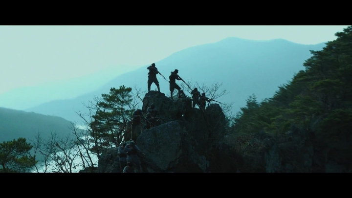 영화 봉오동 전투 희열 전율 울컥 오만감정이 한바가지로 몰려드는 등장씬.jpgif (스포) | 인스티즈