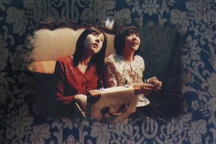 영화 장화홍련에서 친자매로 나왔던 임수정과 문근영 | 인스티즈