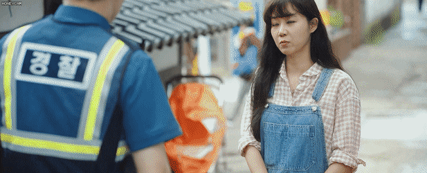 로맨틱코미디 드라마에서 세상 촌시럽지만 시골 똥개같은 남주.gif | 인스티즈