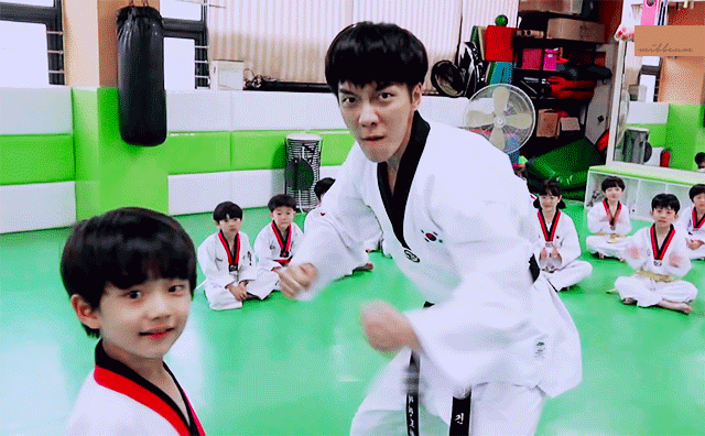 이승기 삼촌하고 드라마에 나온 걸 안 믿는다는 아역배우 친구들.jpgif | 인스티즈