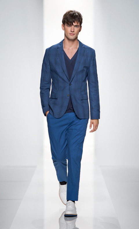 저는 그냥 수많은 갈색머리에 파란눈을 가진 남자중에 한명이에요 | 인스티즈