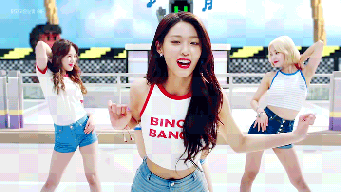 엉덩일 흔들어봐 하면 생각나는 노래는? | 인스티즈