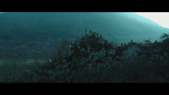 영화 봉오동 전투 희열 전율 울컥 오만감정이 한바가지로 몰려드는 등장씬.jpgif (스포) | 인스티즈