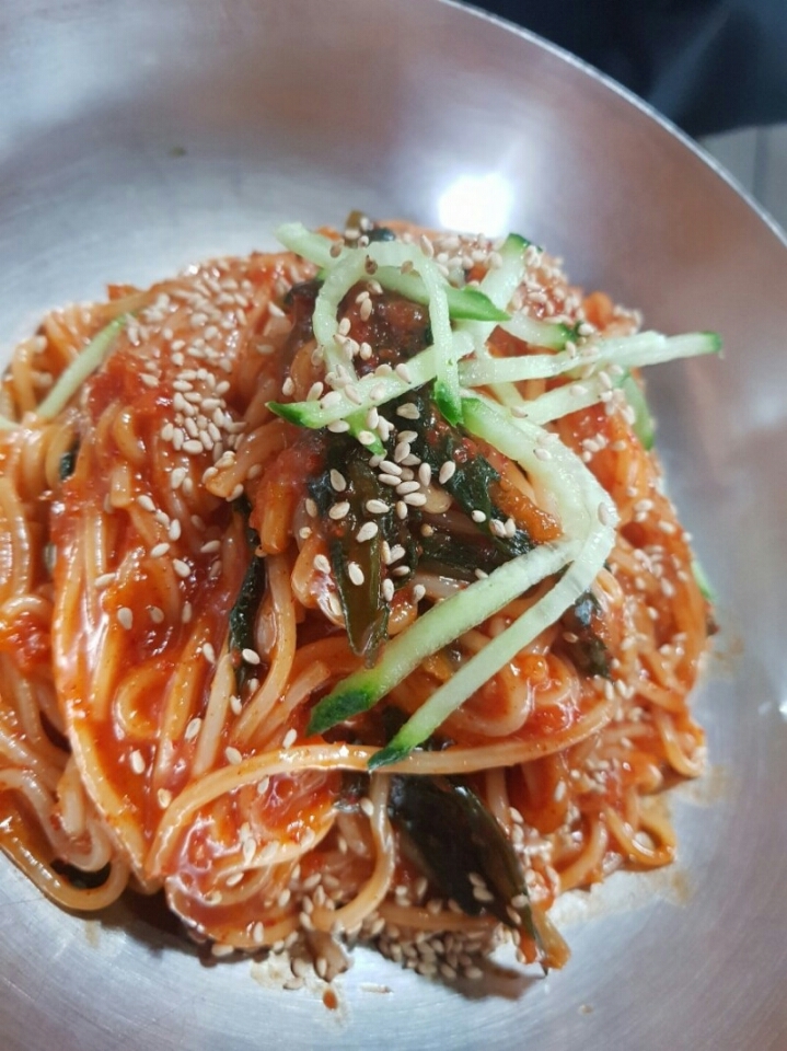뚝방국수 이미지
