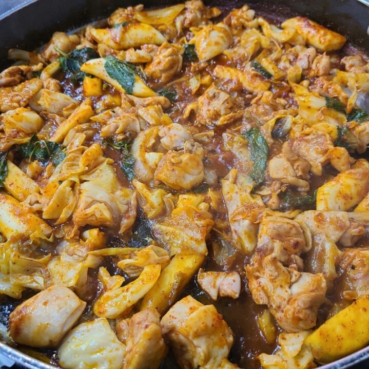 닭이봉춘천닭갈비 이미지