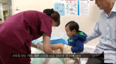 엄마한테 미안하다고하는 화상입고온 4살 지환이.jpg | 인스티즈