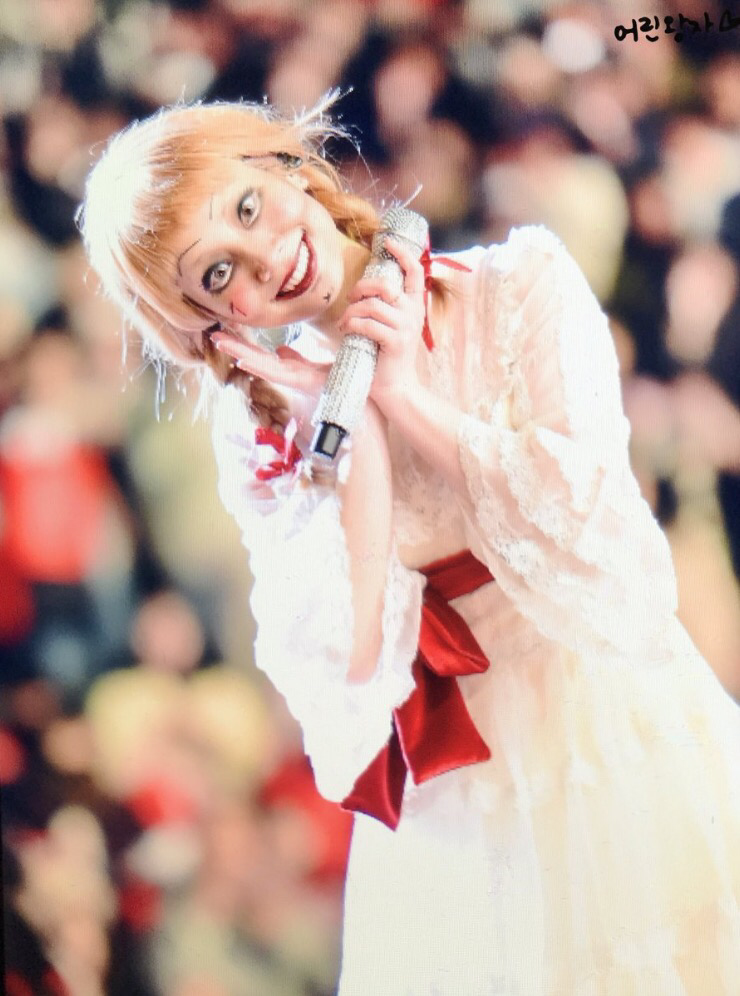 무대에서 할로윈 분장한 아이돌들 | 인스티즈