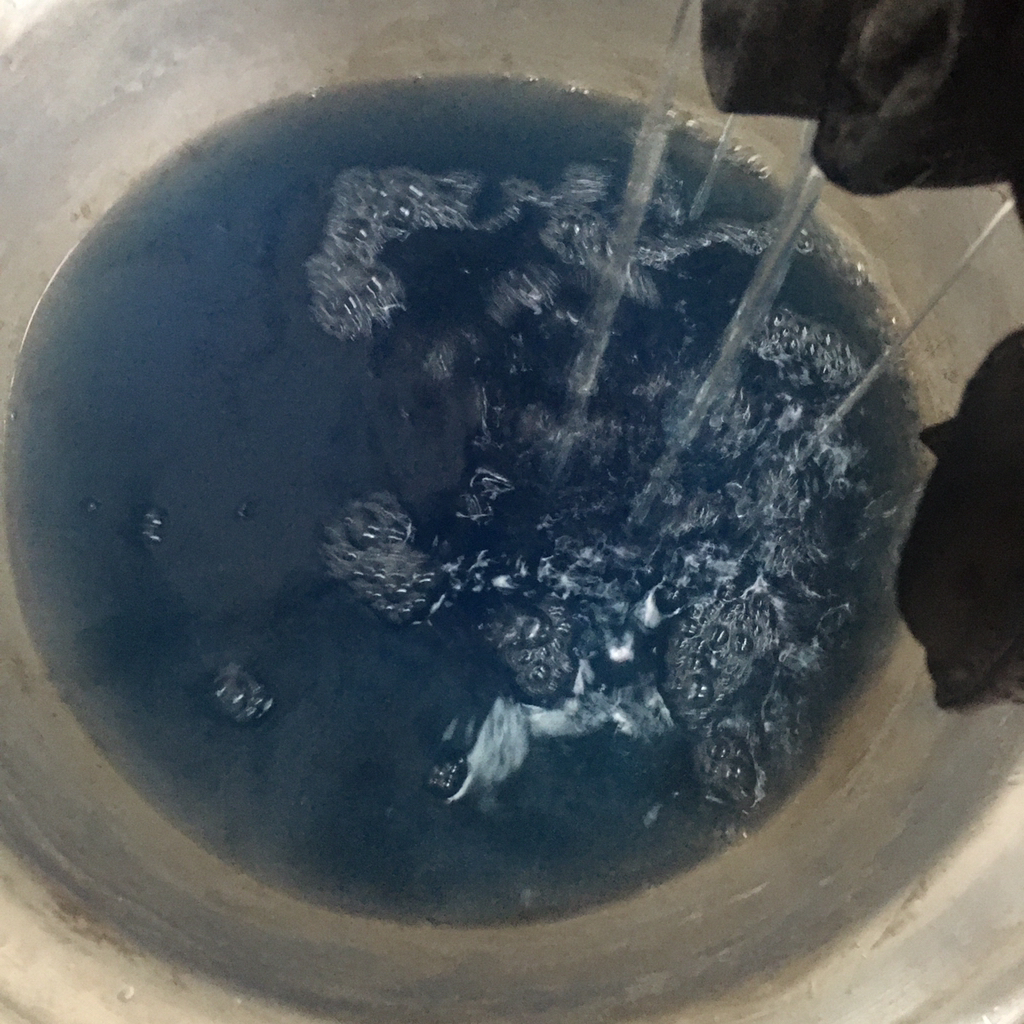 청바지 물이 너무많이빠져서 나염티셔츠를 만들기로했다 | 인스티즈