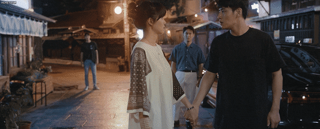 로맨틱코미디 드라마에서 세상 촌시럽지만 시골 똥개같은 남주.gif | 인스티즈