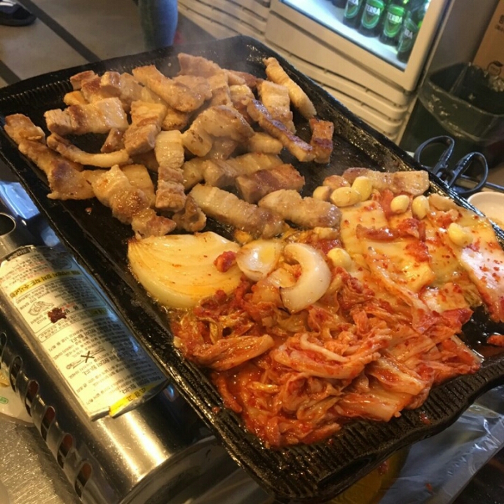 서울 마포구 신김치생삼겹살 jpg | 인스티즈