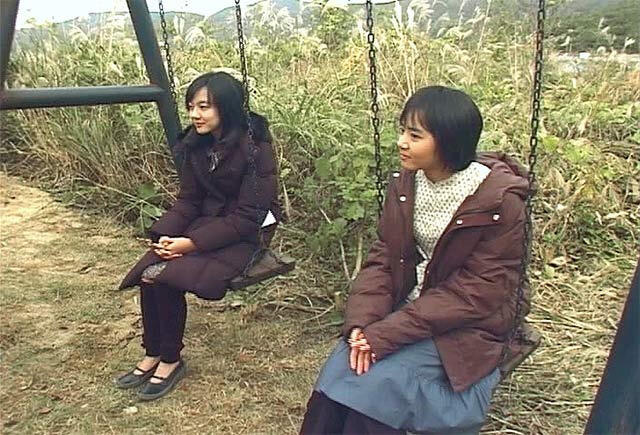 영화 장화홍련에서 친자매로 나왔던 임수정과 문근영 | 인스티즈