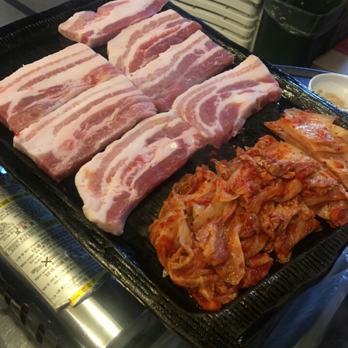 서울 마포구 신김치생삼겹살 jpg | 인스티즈