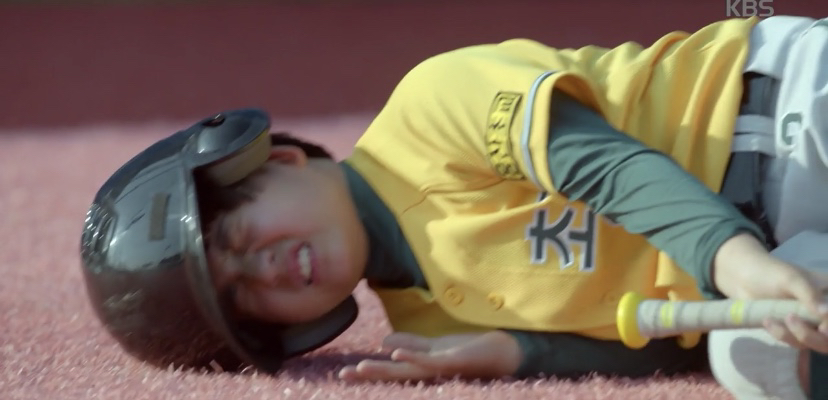 [동백꽃필무렵] 원래가 히어로는 막판이다 | 인스티즈