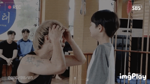 이승기 삼촌하고 드라마에 나온 걸 안 믿는다는 아역배우 친구들.jpgif | 인스티즈