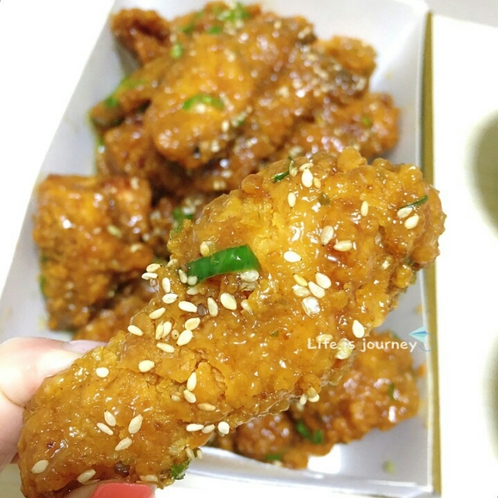 자담치킨 이미지