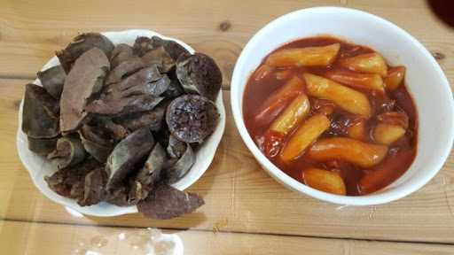 떡볶이랑 같이 먹으면 맛있는 조합은? | 인스티즈