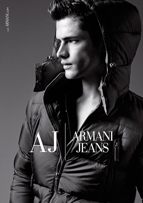 저는 그냥 수많은 갈색머리에 파란눈을 가진 남자중에 한명이에요 | 인스티즈