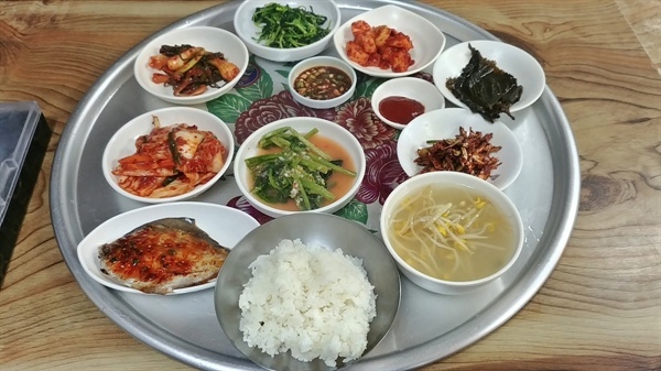 부모님이 음식점 하면 우리가게 음식 많이 먹는다 vs 잘 안먹는다 | 인스티즈