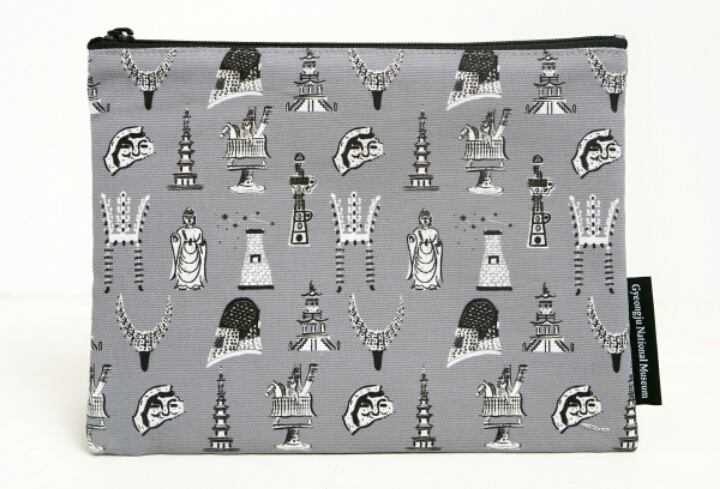 c3877721b89a8abf88484f079299ec2933d5d8cb