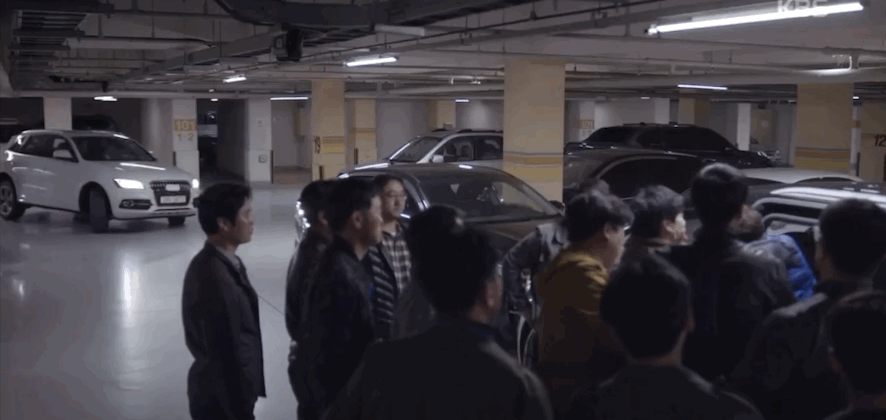 [동백꽃필무렵] 제가 살해 용의자로 지목됐는데 전처가 구해줬어요..gif (ㅅㅍㅈㅇ) | 인스티즈