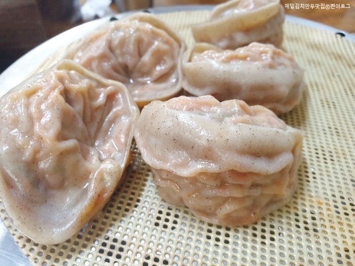 메밀만두 이미지