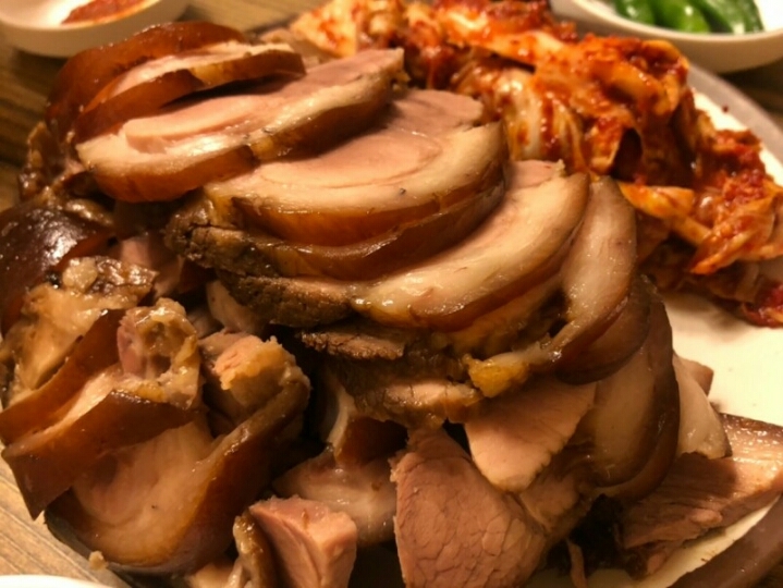 가마솥족발 이미지