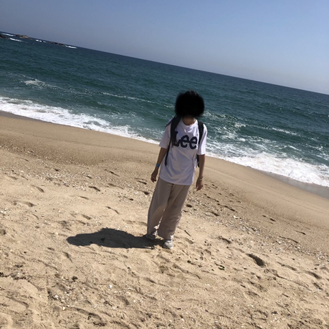 나 혼자 여행갔을때 외국인이 찍어준 사진.. | 인스티즈