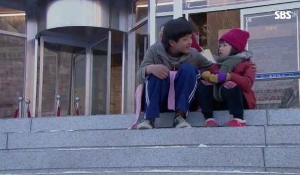 김수현과 여진구가 형제로 나오는 드라마 | 인스티즈