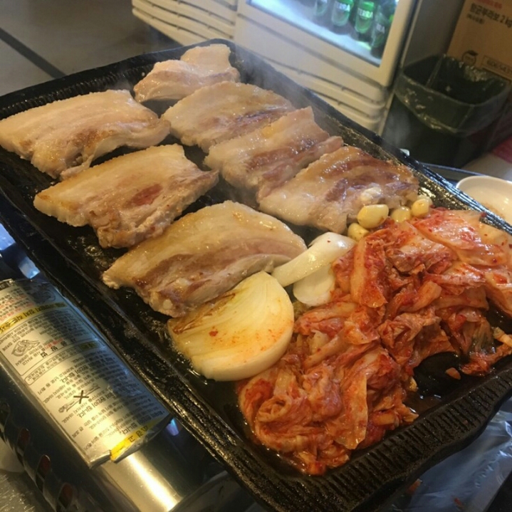 서울 마포구 신김치생삼겹살 jpg | 인스티즈