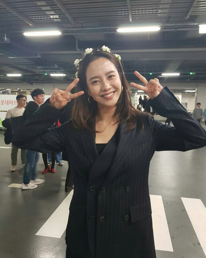 겁나 설레는 송지효 팬서비스.gif | 인스티즈