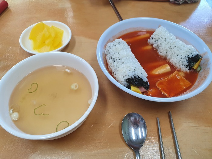 무지개분식 이미지