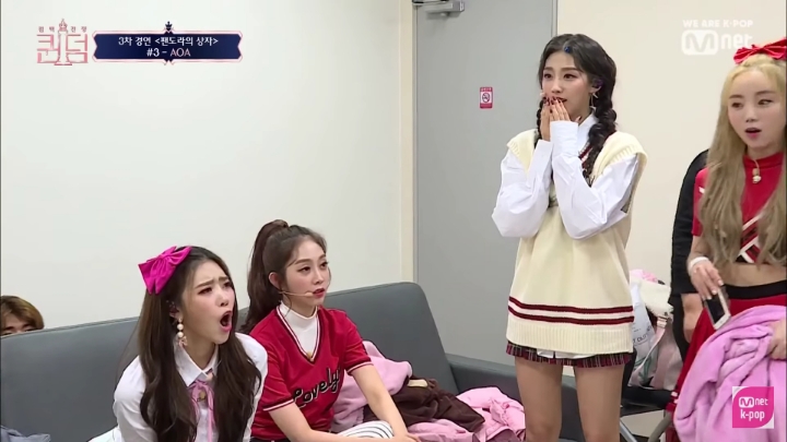 [퀸덤] 3라운드 AOA 지민의 본새나는 무대에 실감나는 여돌들 리액션.jpg | 인스티즈