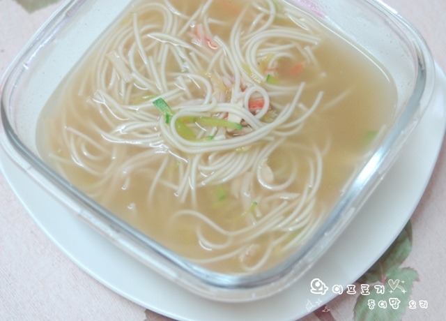 잔치국수 이미지