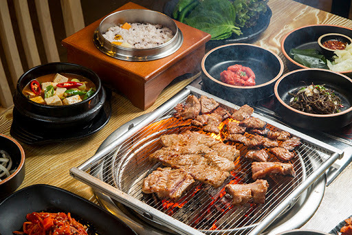 부모님이 음식점 하면 우리가게 음식 많이 먹는다 vs 잘 안먹는다 | 인스티즈