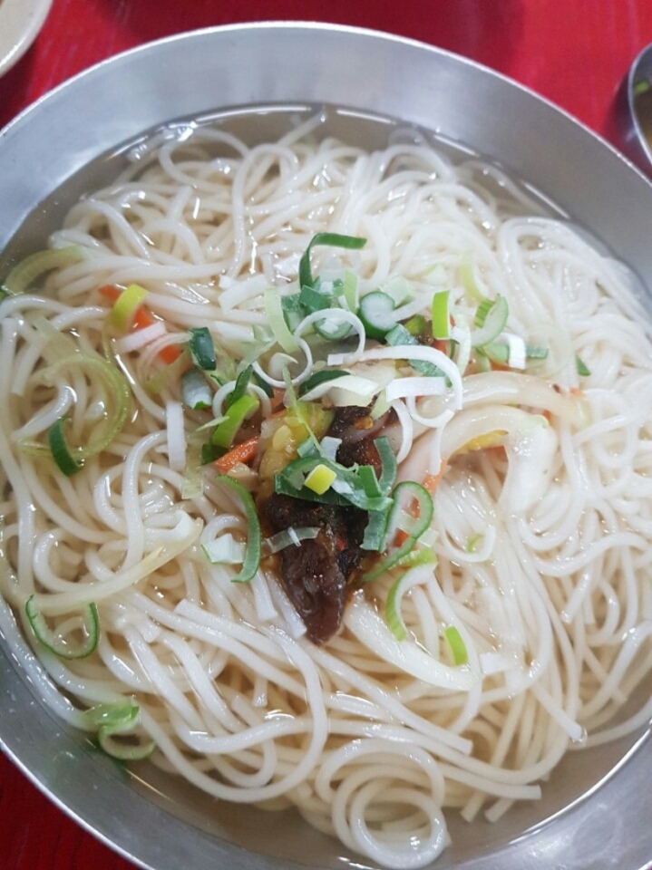 뚝방국수 이미지