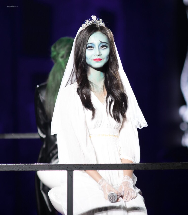 무대에서 할로윈 분장한 아이돌들 | 인스티즈