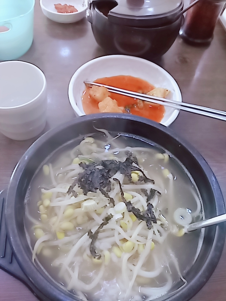 전주콩나물국밥 이미지
