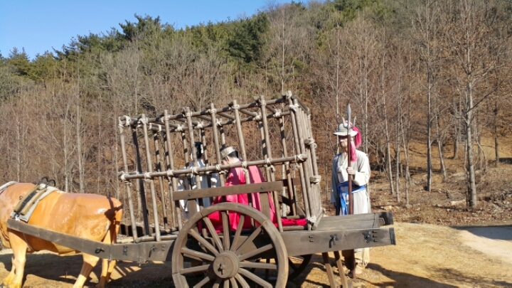 더블클릭을 하시면 이미지를 수정할 수 있습니다