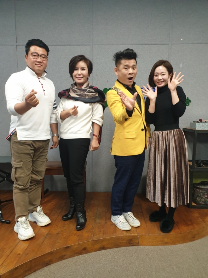 홍실 이미지