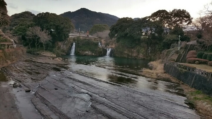 우레시 이미지