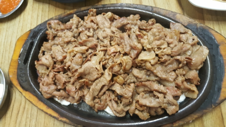 숯불고기 이미지