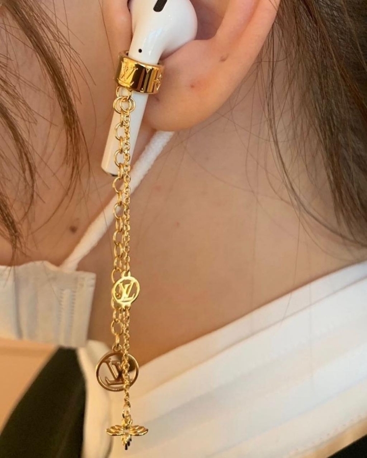 루이비통의 에어팟 악세사리 신상.jpg | 인스티즈